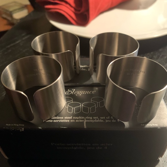 Stainless Steel Modern napkin rings - Picture 1 of 7